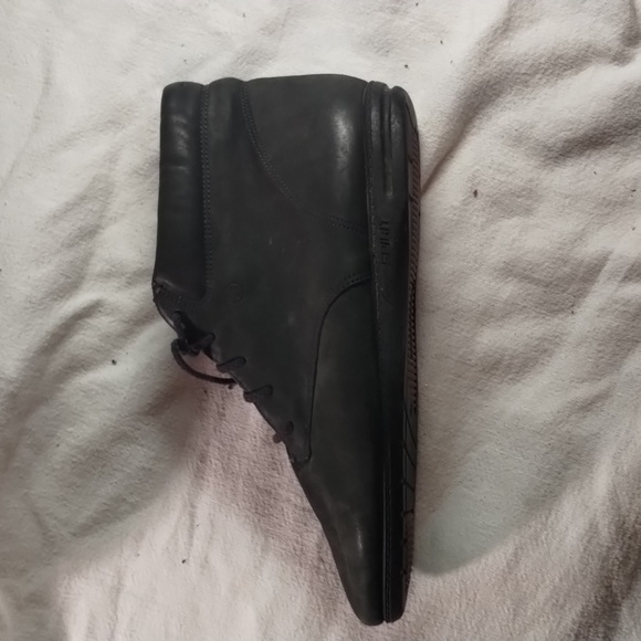 Woman's shoes Color: Black Manufacturer: Spirit Size: 7 - Picture 4 of 10